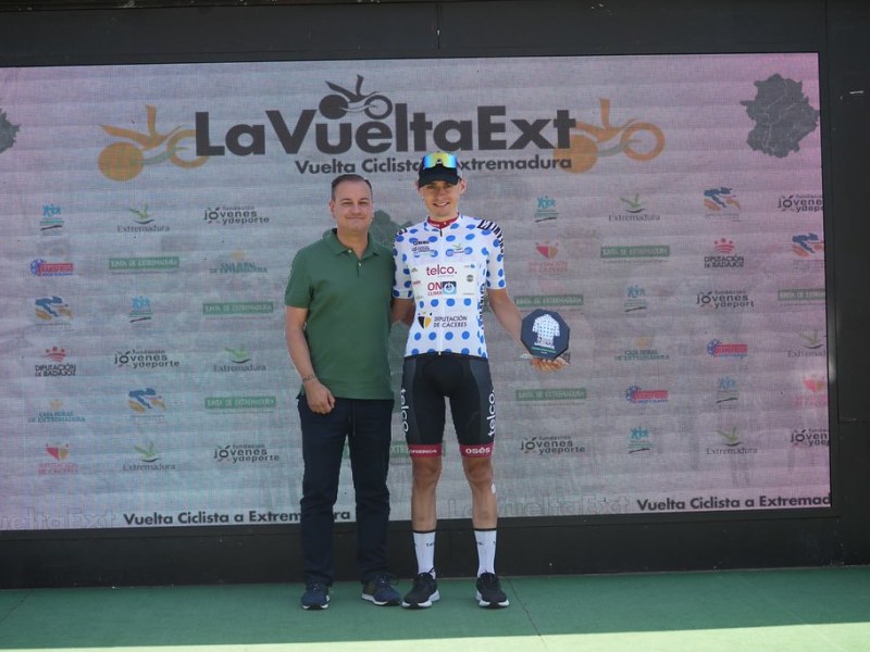 Aimar Alarcia reina en los sprints especiales de la Vuelta a&nbsp;Extremadura